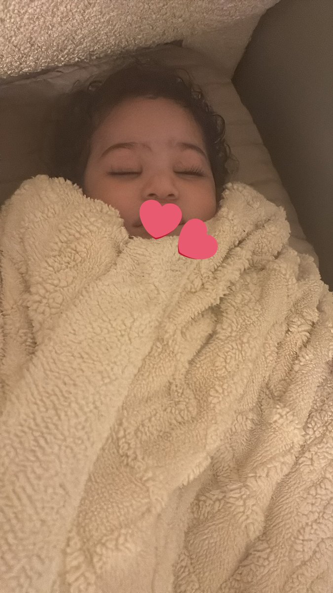 黒いきつね tweet media