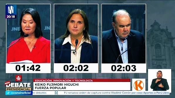 Renato Cisneros tweet media