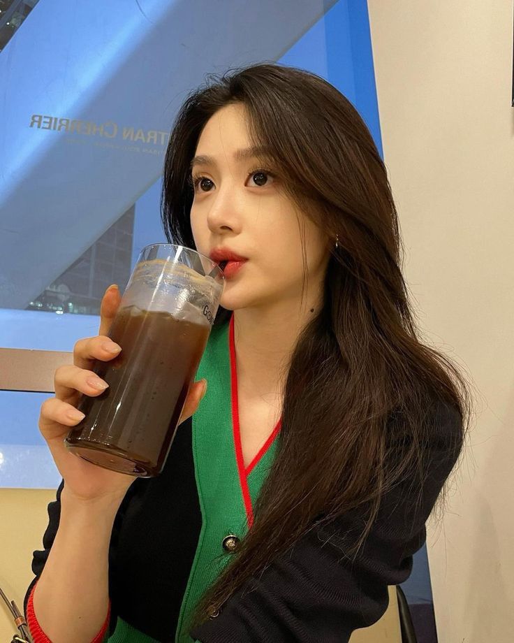 bee 🪷 tweet media