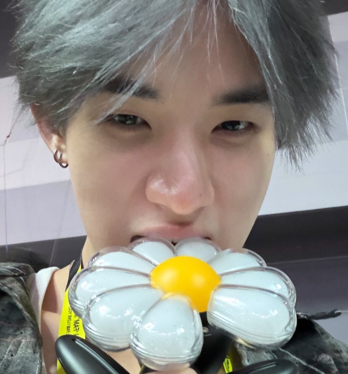 ปปจะเลี้ยงฮงชิด้วยไอติม tweet media