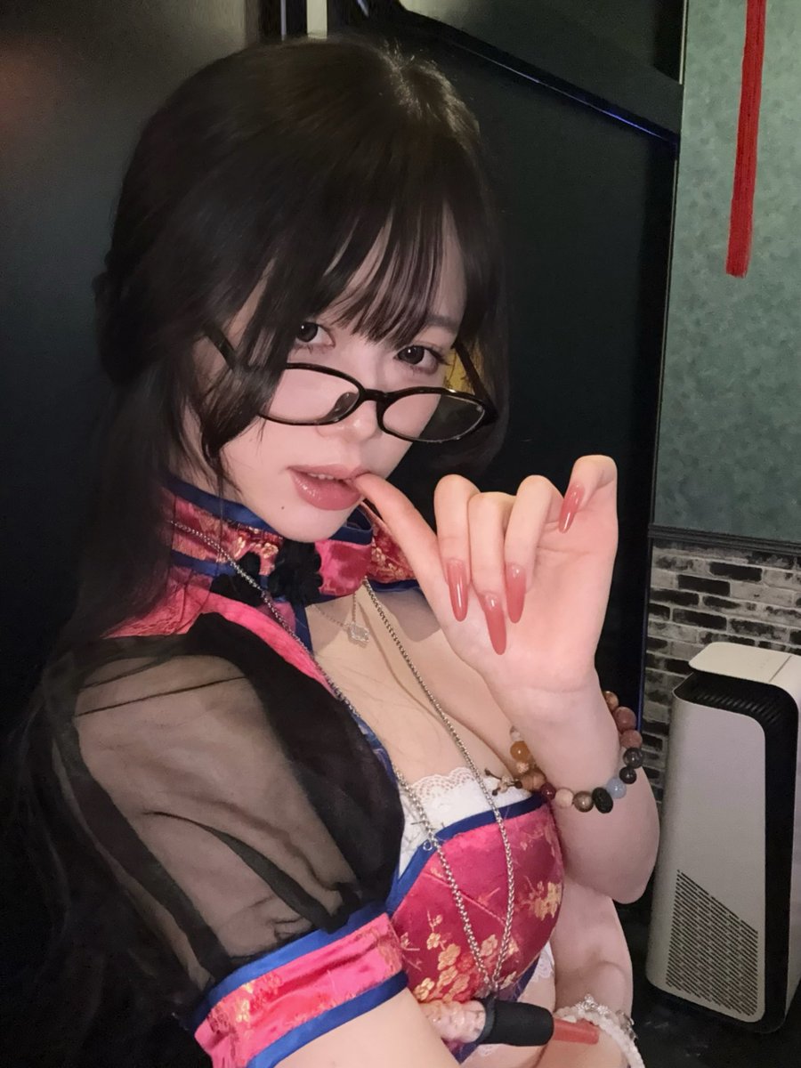 エリナ tweet media