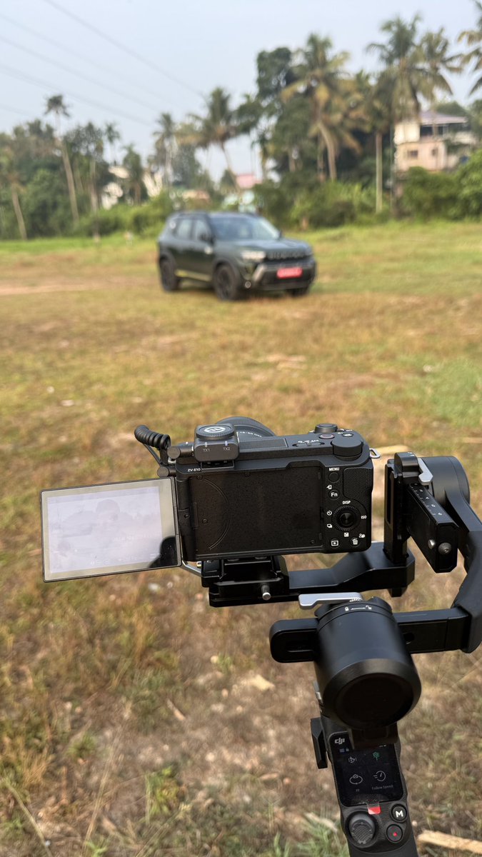 rakeshkn's tweet photo. Filming the New Renault Duster!
@RenaultIndia 

#kochi #renault #duster https://t.co/kmGO2mVJrb
