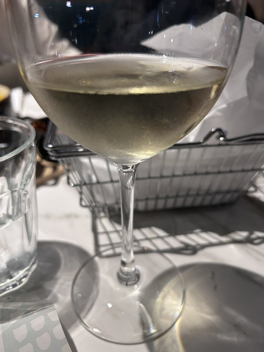 VoniatisC's tweet image. #AboutLastNight
Το Παντοπωλείο 

With good friends 💖🫠