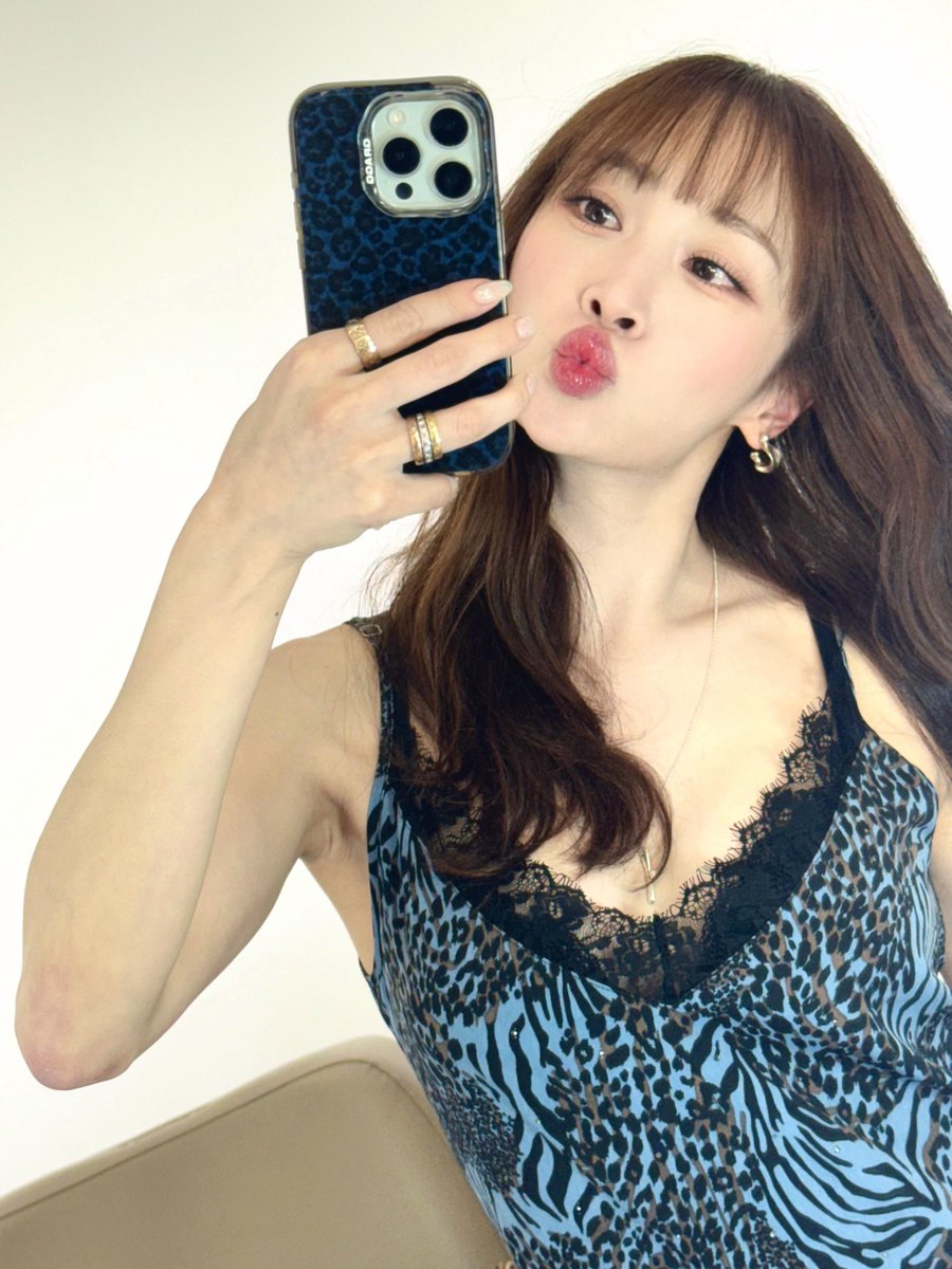 정니콜 얼굴 tweet media