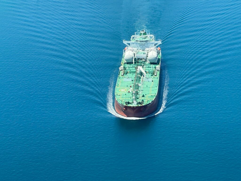 container_news's tweet image. #DHShipbuilding hits 2026 #order #target in Q1

container-news.com/dhshipbuilding…