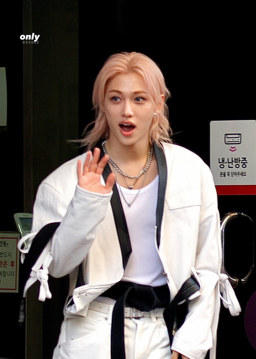 𝙤𝙣𝙡𝙮 tweet media