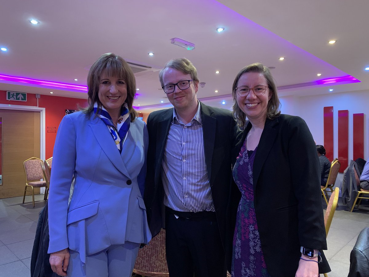 Theo Michael 🌹🐝💙🇨🇾 tweet media