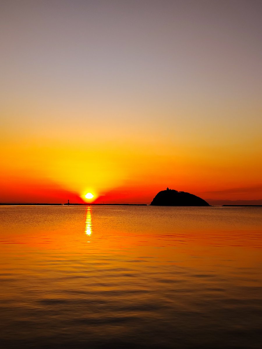 Code_ATx01 tweet media