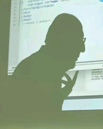 T a y lor🔇 tweet media