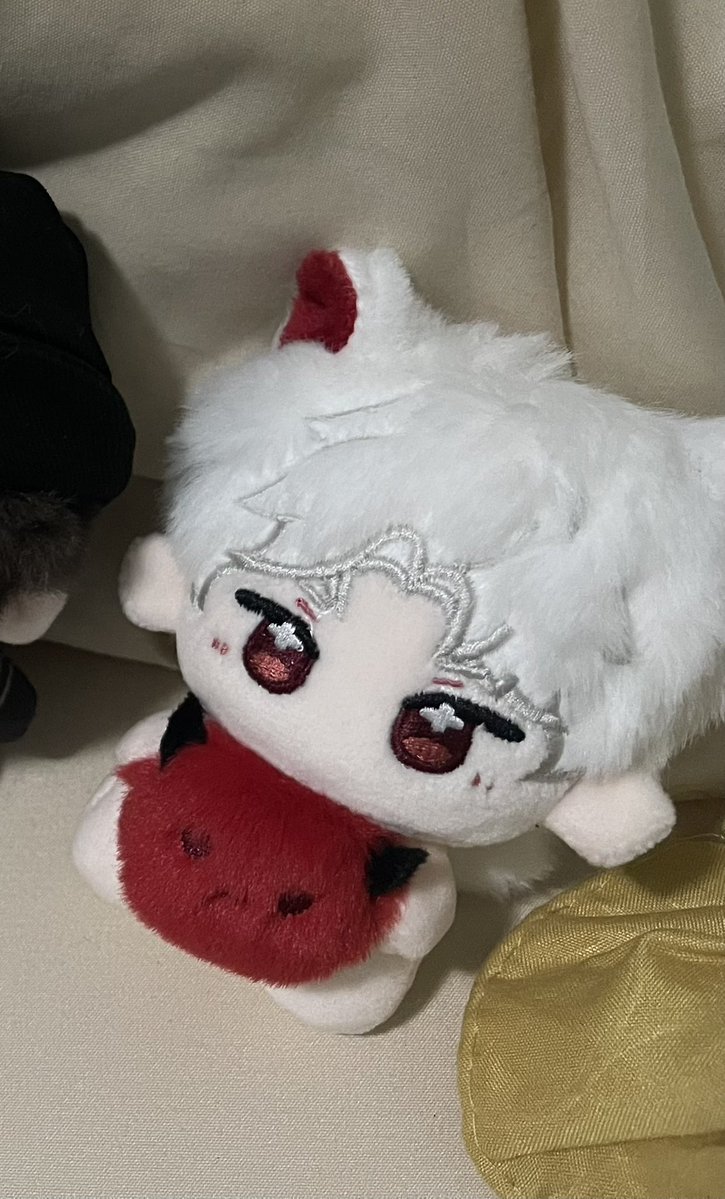 𝐭𝐲𝐚 🍎🍏🪷 tweet media