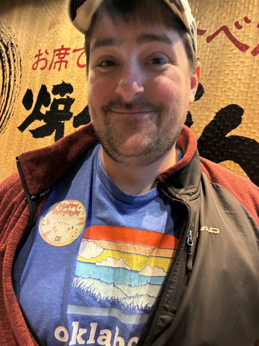 SenseiMartian's tweet photo. 今日は僕のお誕生日。お腹がグーグー島に行きました(焼肉きんぐ一番ファンです) https://t.co/lRvSf9h0FG