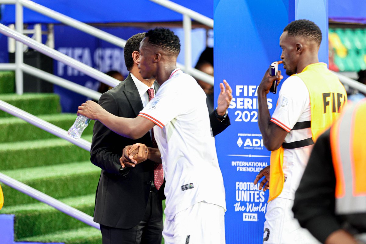 Agape💃 tweet media