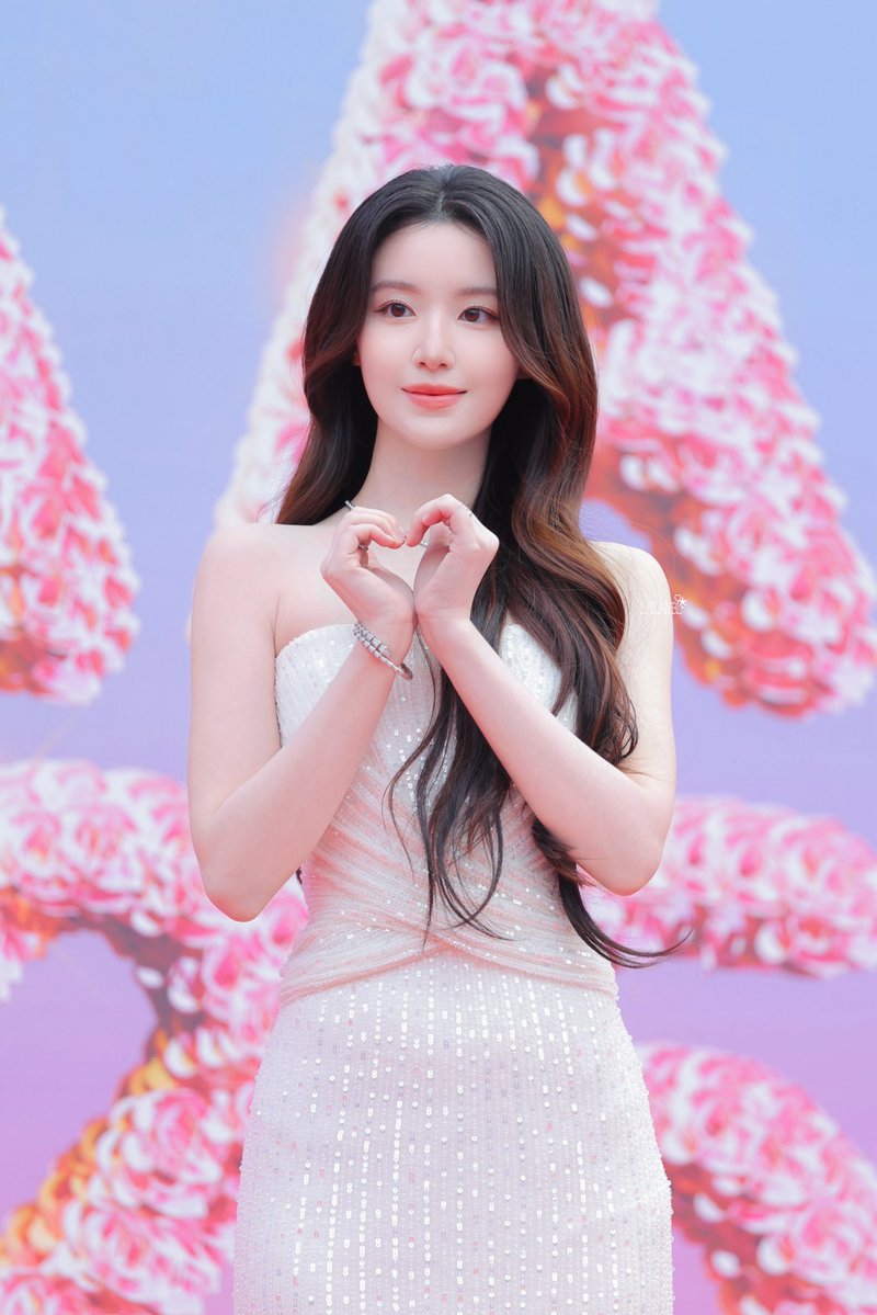 栗壳里面有板栗 tweet media