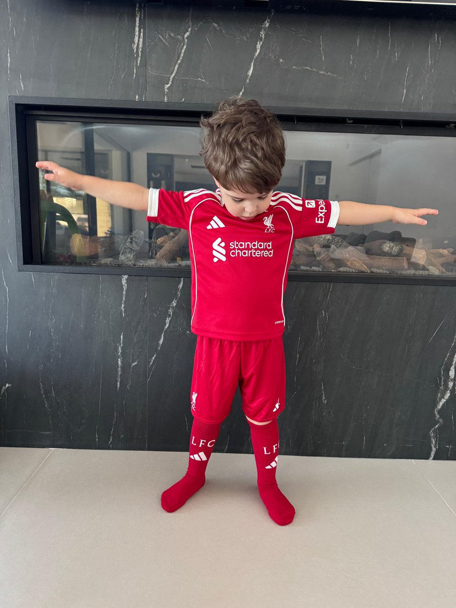 José enrique tweet media