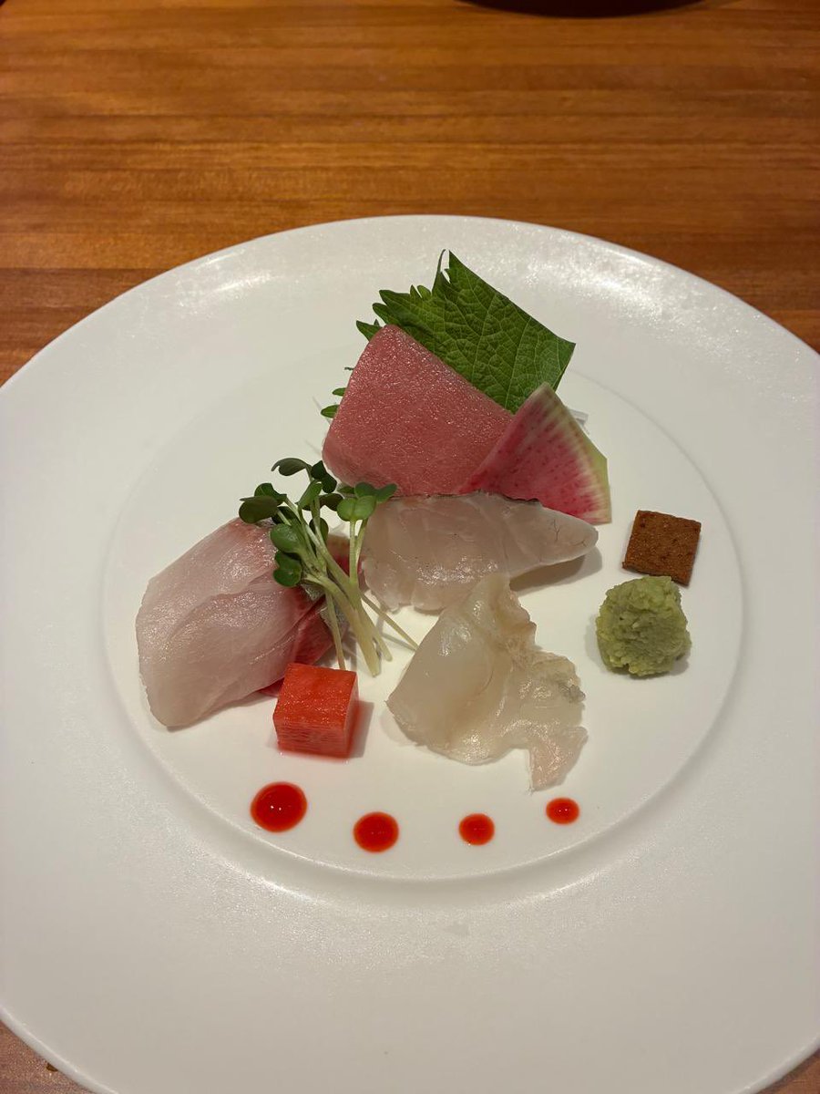 CLUBLEON_'s tweet photo. お客様と同伴の時のお写真✨
とっても美味しかったです🤤

いつもありがとうございます🫶🥂
本日もご来店お待ちしております👼🏻

 #マレーシアキャバクラ
 #マレーシアラウンジ https://t.co/XiUFT2BrC1