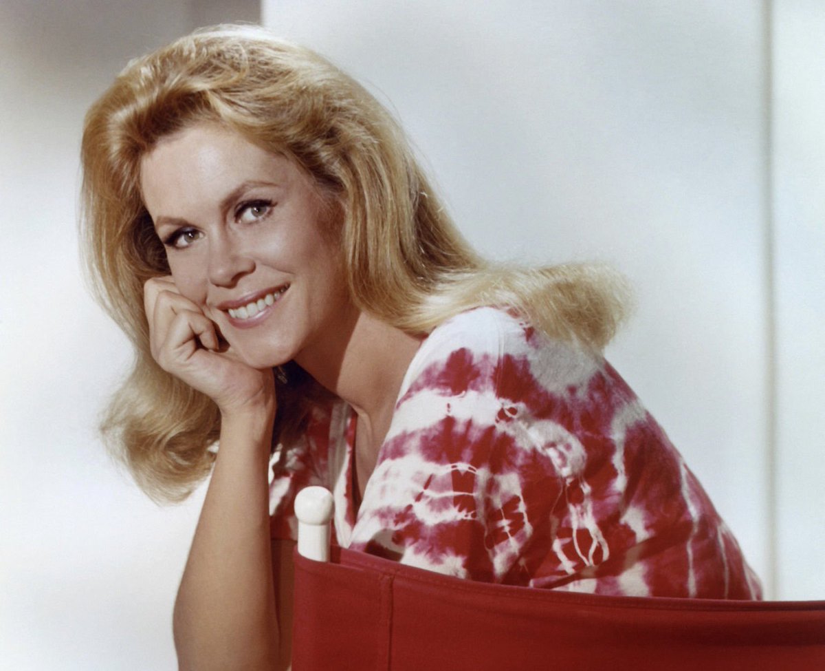 RetroNewsNow tweet media