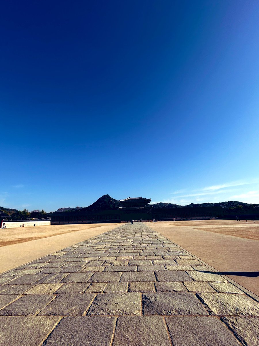 tAka a.k.a Guwees tweet media