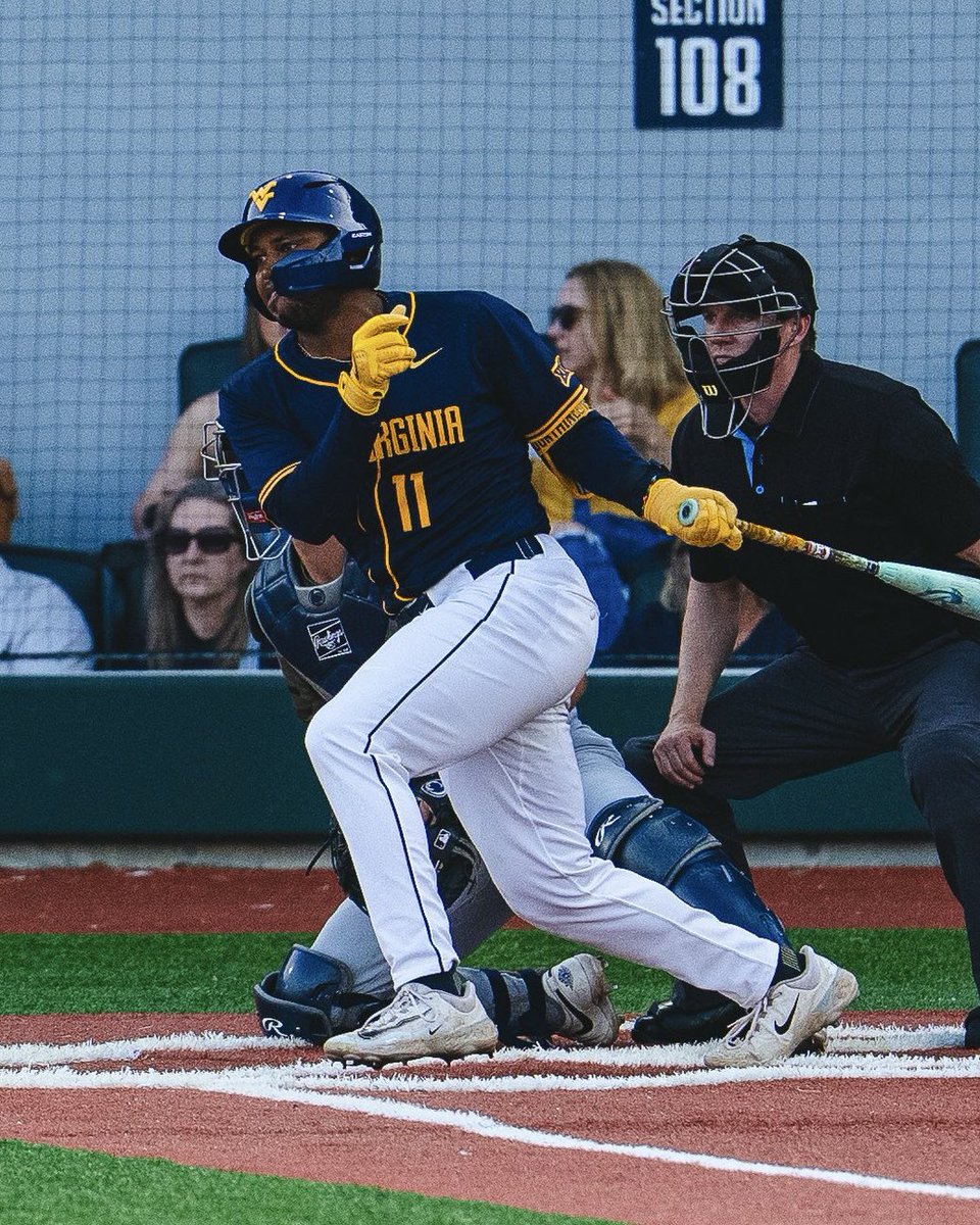 NCAABaseball's tweet image. Wednesdays with @WVUBaseball 🔵

#NCAABaseball 📸