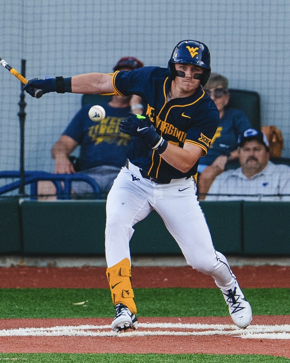 NCAABaseball's tweet image. Wednesdays with @WVUBaseball 🔵

#NCAABaseball 📸