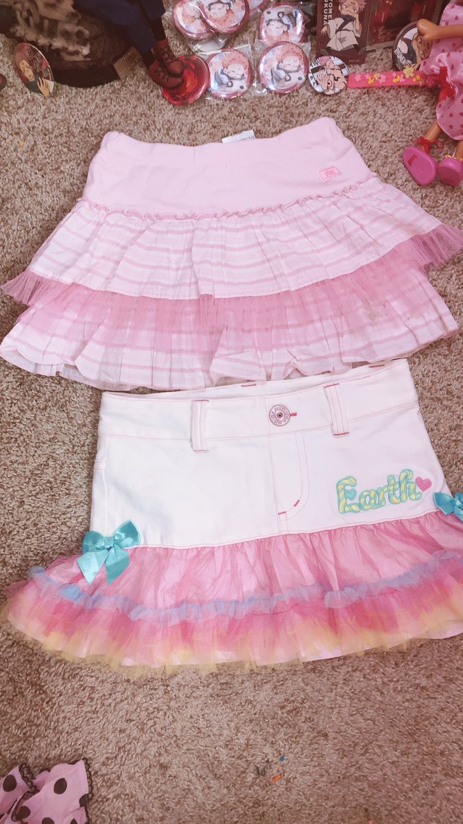 mesugakj's tweet image. new skirts ^^ 

#cutecore #jojifuku