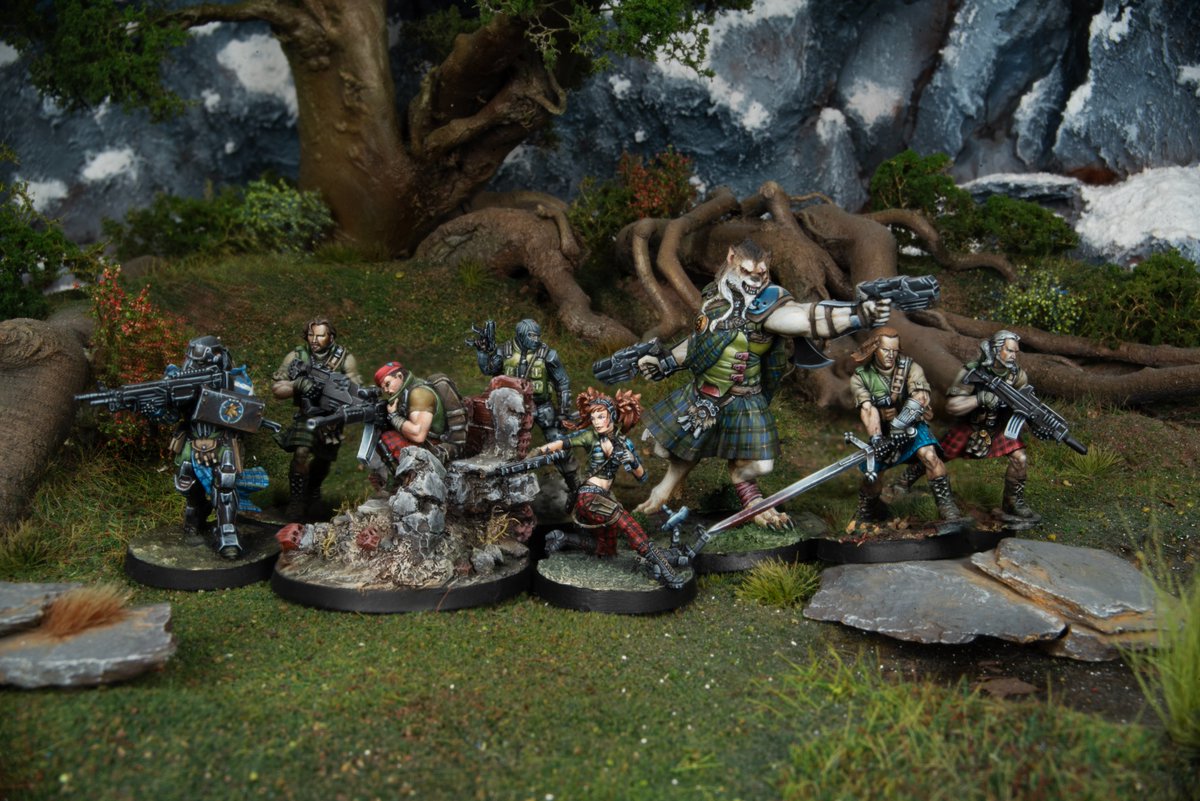 IOYokohama's tweet image. 宇宙を漂流するうちに先祖返りしたアリアドナを体現するかのような「Caledonian Highlander Army」が期間限定リパック販売されます。
タータンを身に纏い、クレイモアを研ぎ澄ませ、古き良き弾丸と不屈の精神でハイテク軍隊をなぎ倒す快感を、ぜひ体験してください！

#InfinityTheGame