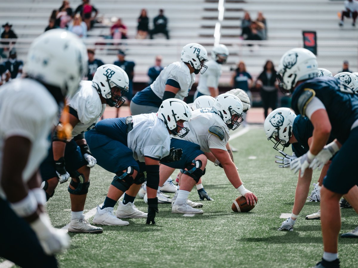 UNC_BearsFB's tweet photo. Scrimmage 1 recap ⏩

📸 Jesus Ayala

#BearCountry https://t.co/RPaV6xR7RL
