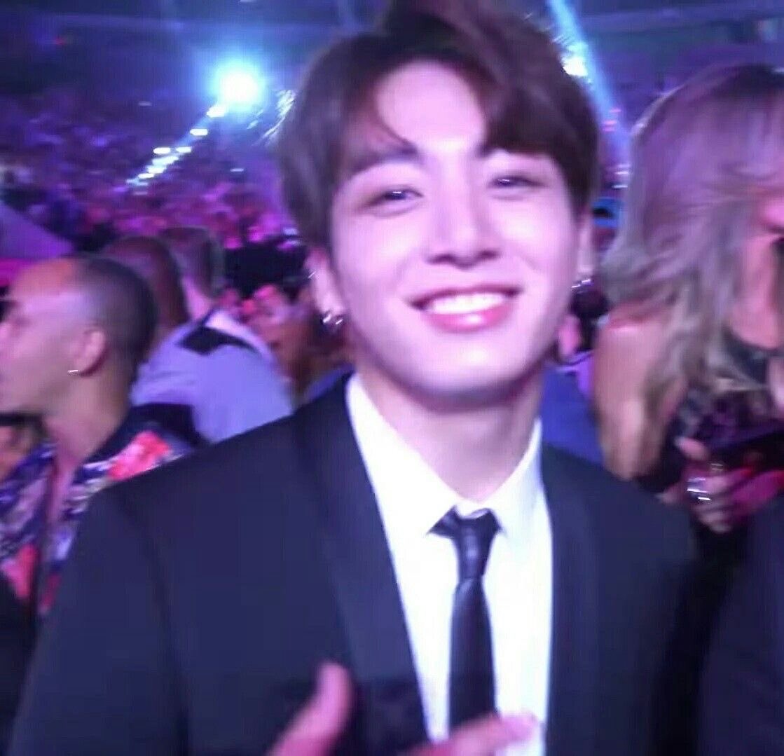 🐰 ₇ ⊙⊝⊜ tweet media