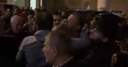 13 yaşında çocuğu katledilmiş bir baba yüzünüze 1 kelime fazla konuşsa incinir misiniz?