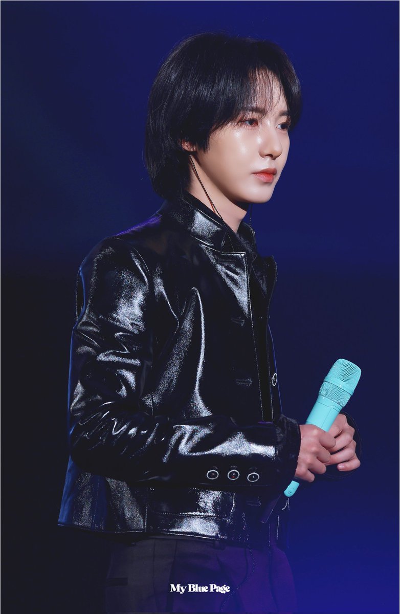 ᴍy ʙʟᴜᴇ ᴩᴀɢᴇ tweet media