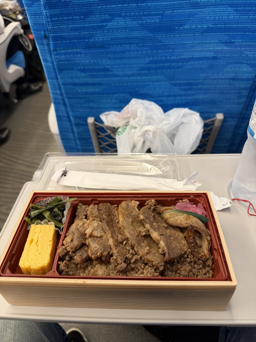 GZL |ヒマ tweet media