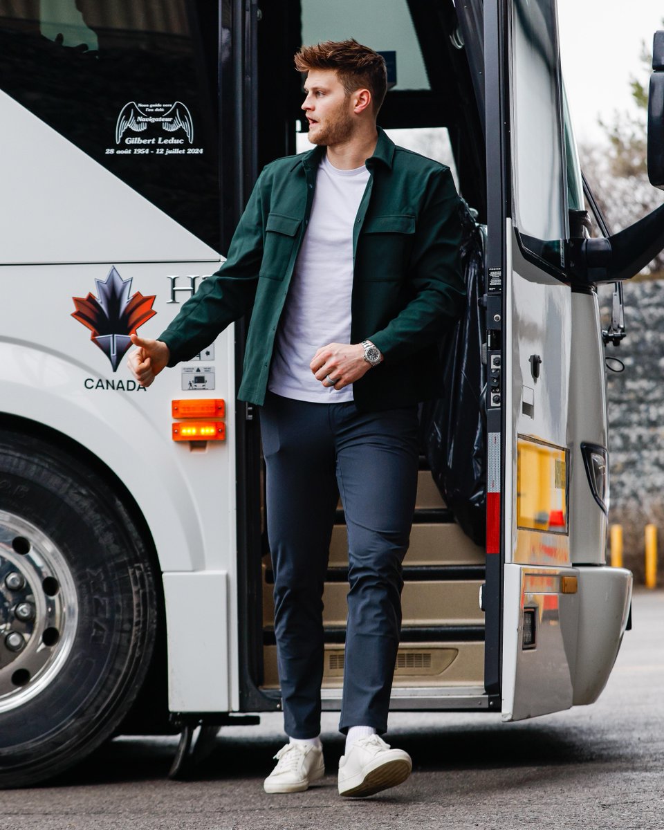 Buds off the bus 🚌