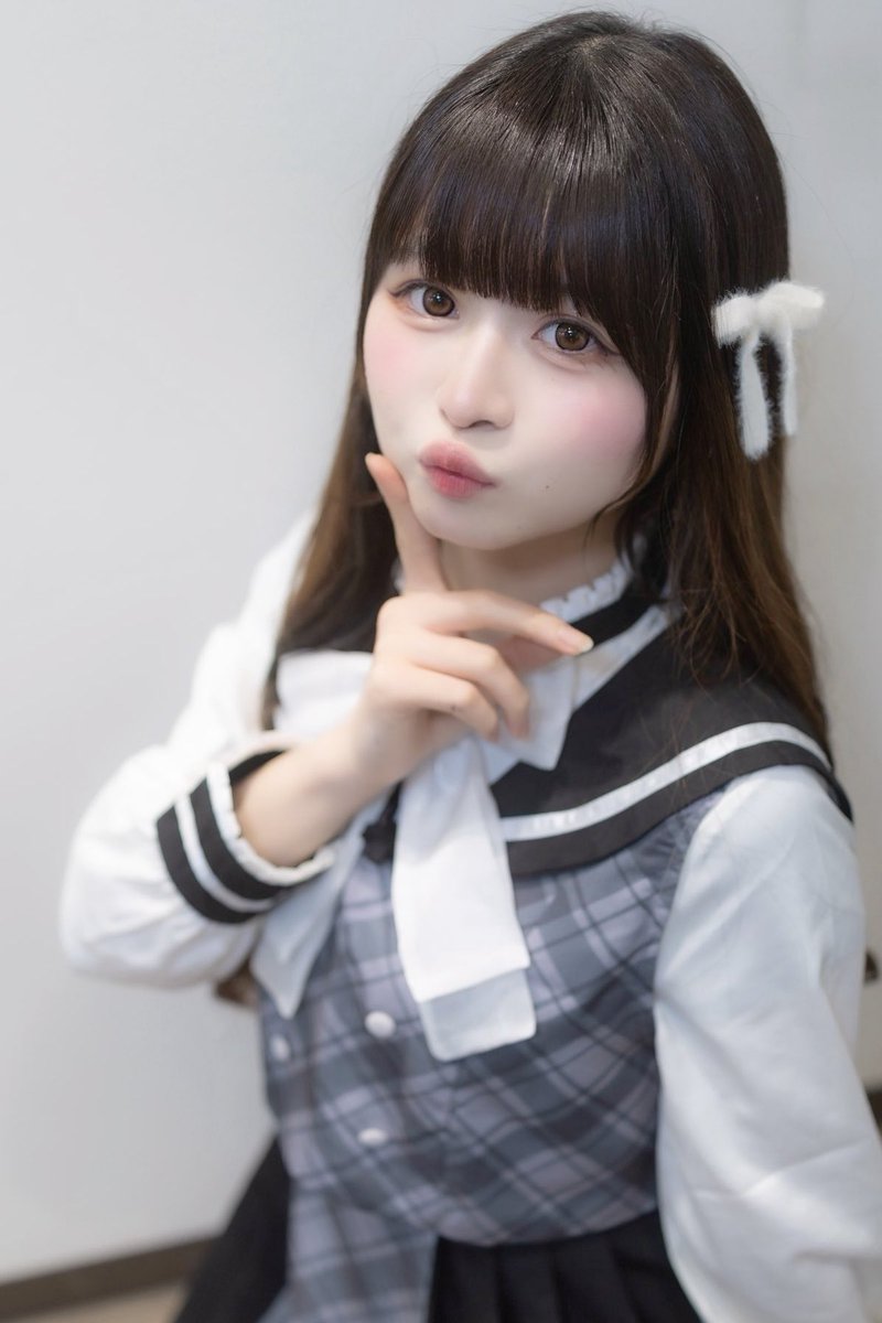 yuna_imew's tweet photo. 駅まで一緒に行く？♡

 #あいみゅうきみからSNS強化キャンペーン https://t.co/H9BBOKkBSg