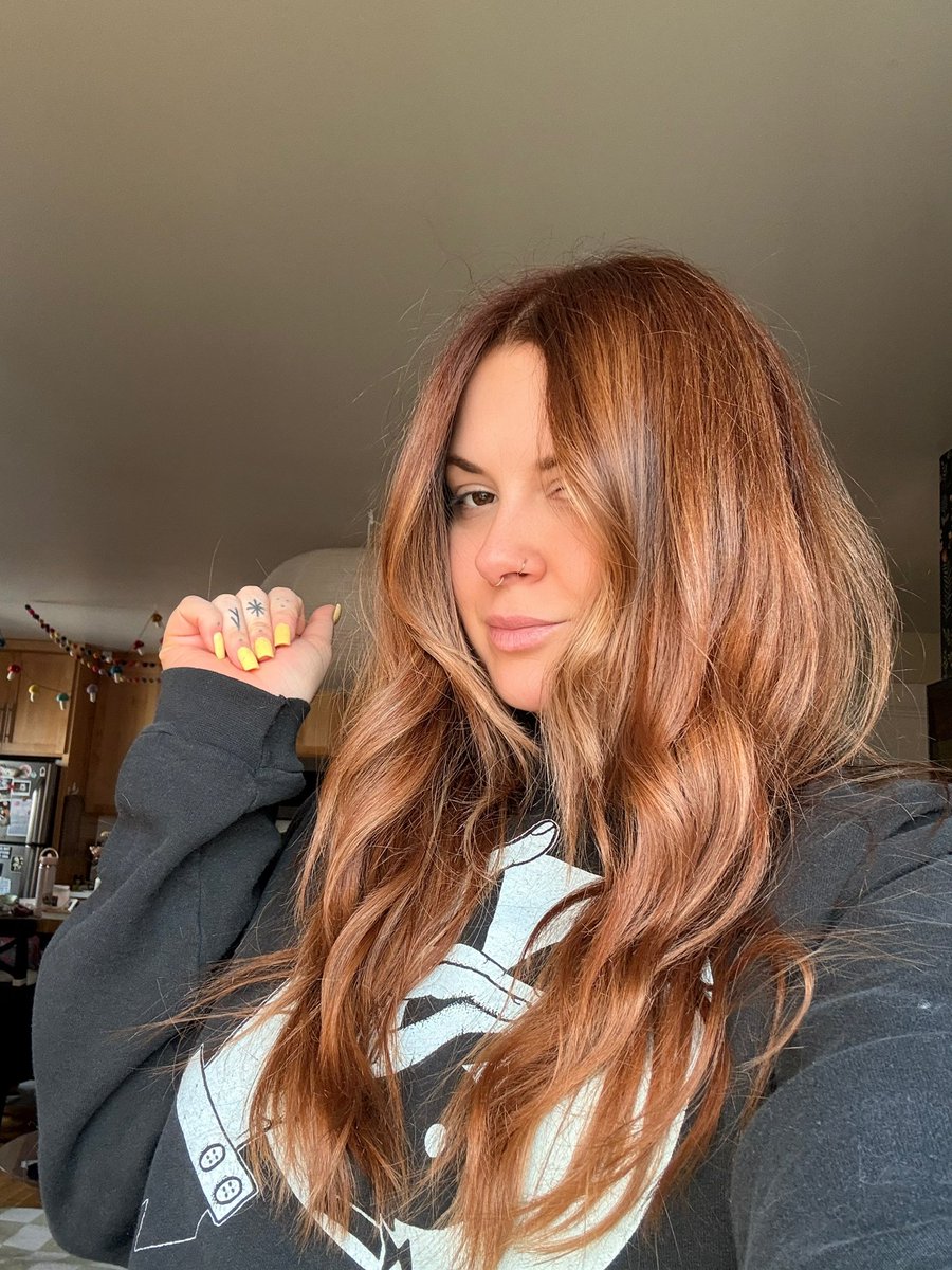 bratafterdark tweet media