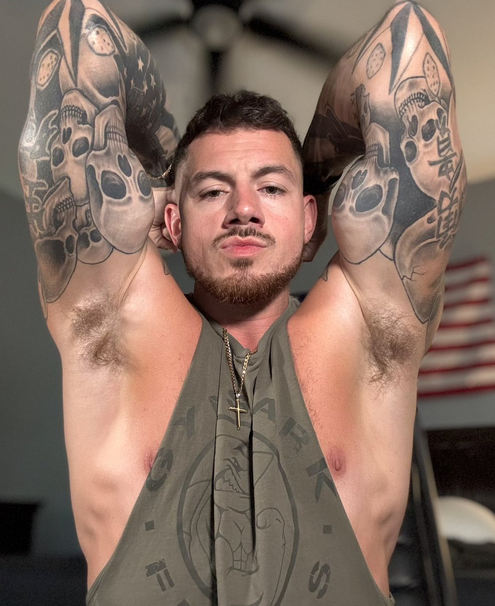 Daddy Shawn 👟 tweet media