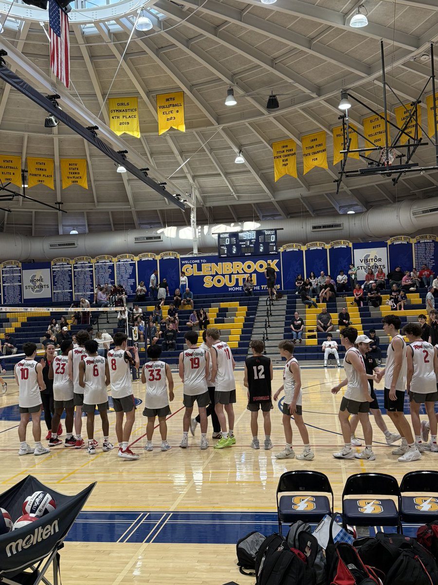 RedHawkVB's tweet image. Sophomores take down Gbs in 3, Freshmen in the 3rd #Program