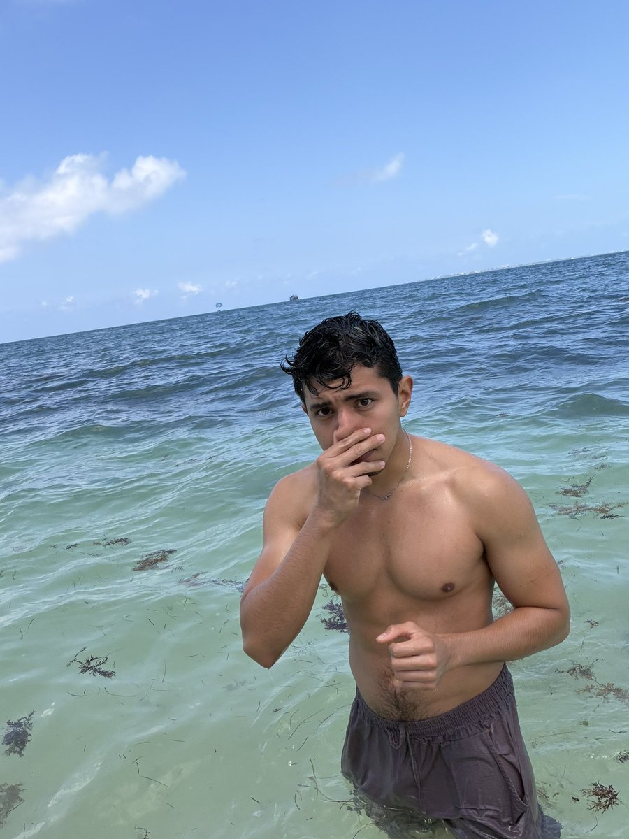 MemoGeache's tweet photo. Un día en Cozumel 🏝️ https://t.co/6TbLBcuyrs