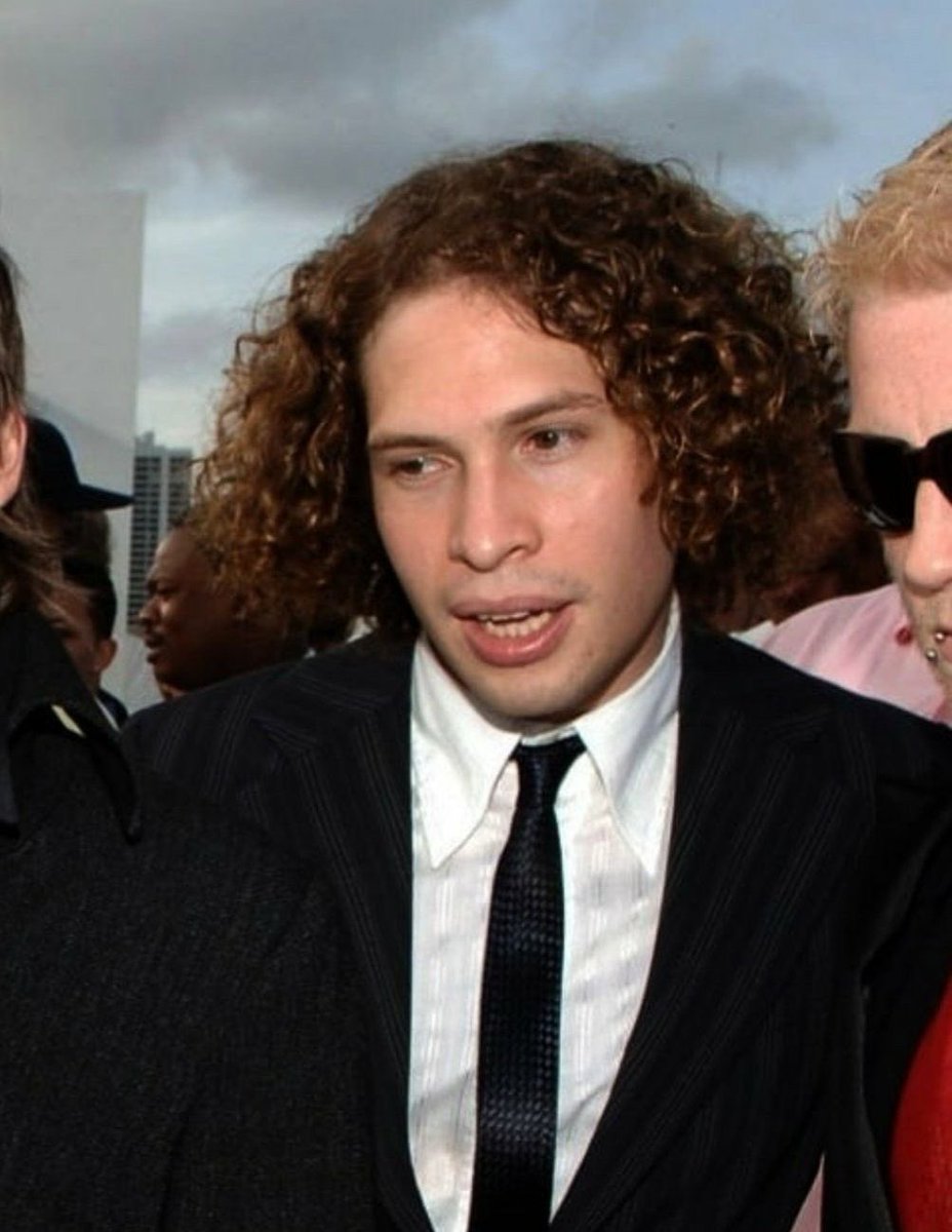 Ray Toro’s Teeth! tweet media