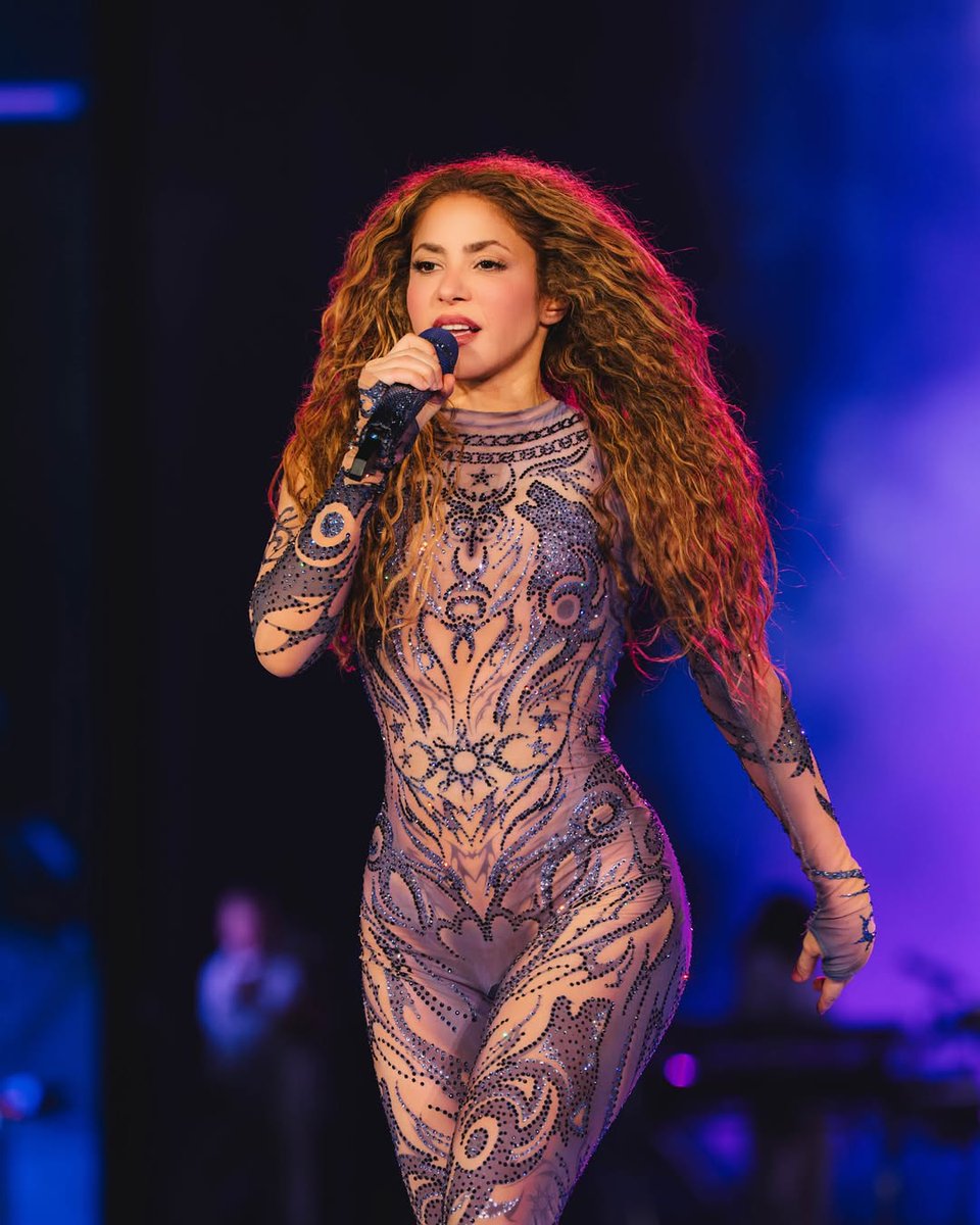 shakirastuff | fan account tweet media