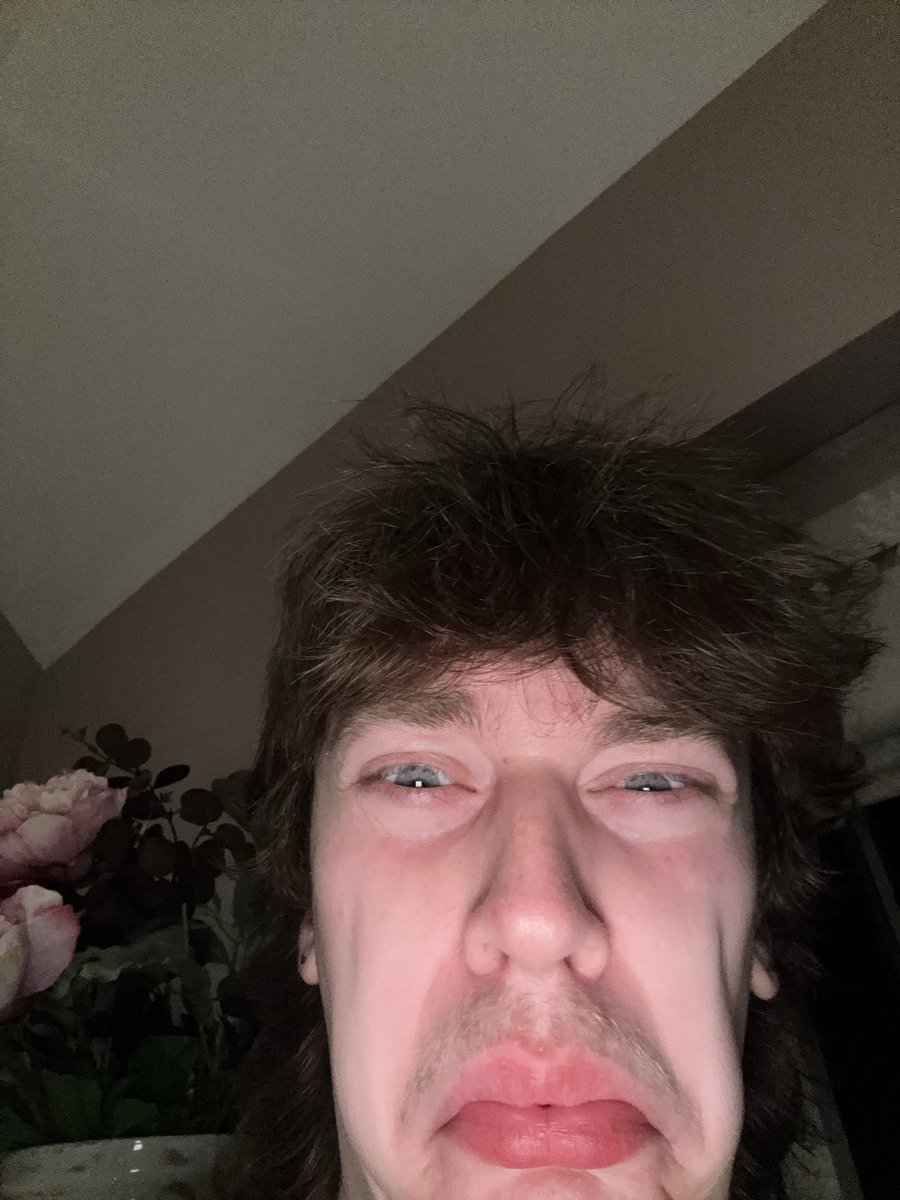 cure & godis 2 tweet media