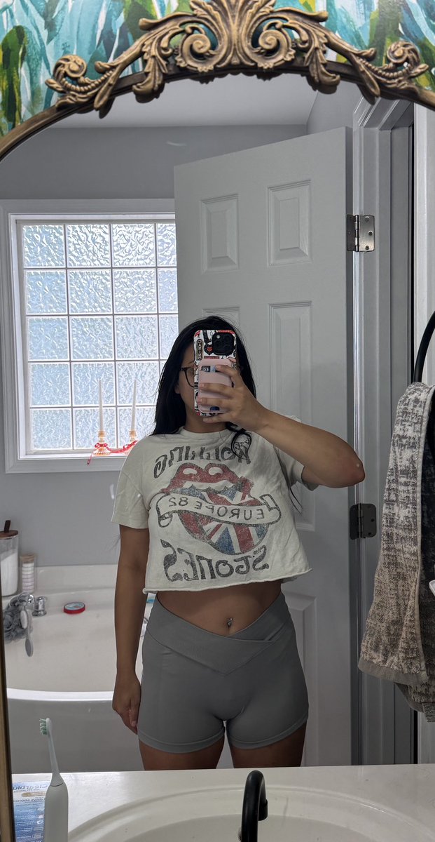 Pouty Panda #Titanup tweet media