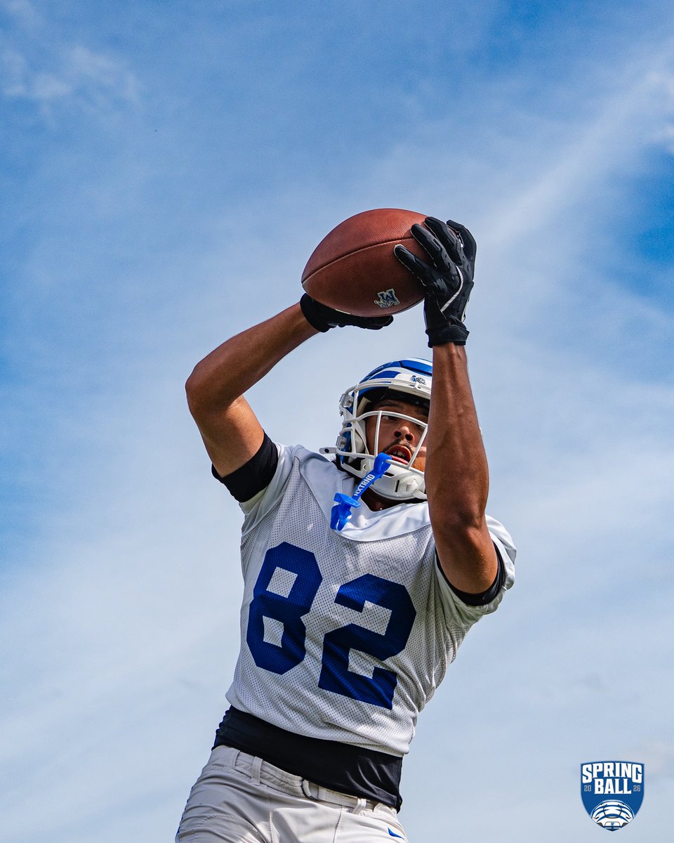 MemphisFB's tweet image. Can’t treat Day 14 like you do Day 1 😤💪

#GoTigersGo | #CloseTheGap