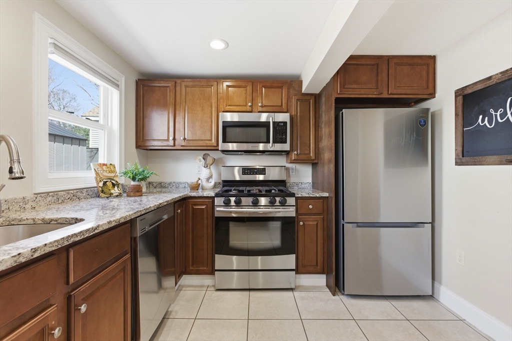 lisasantilli's tweet photo. 📅 OPEN HOUSE | ⏰ Thu, Apr 16, 2026 03:30 PM - 05:00 PM

🏠 14 School Street #1, Danvers, MA 01923

https://t.co/rj1ZEDOG1g https://t.co/usfulkO162