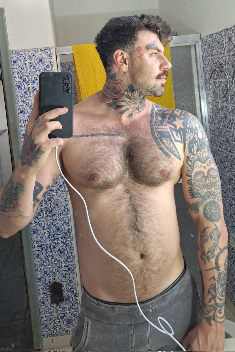 Hairy man ! Vitor Scorpion tweet media