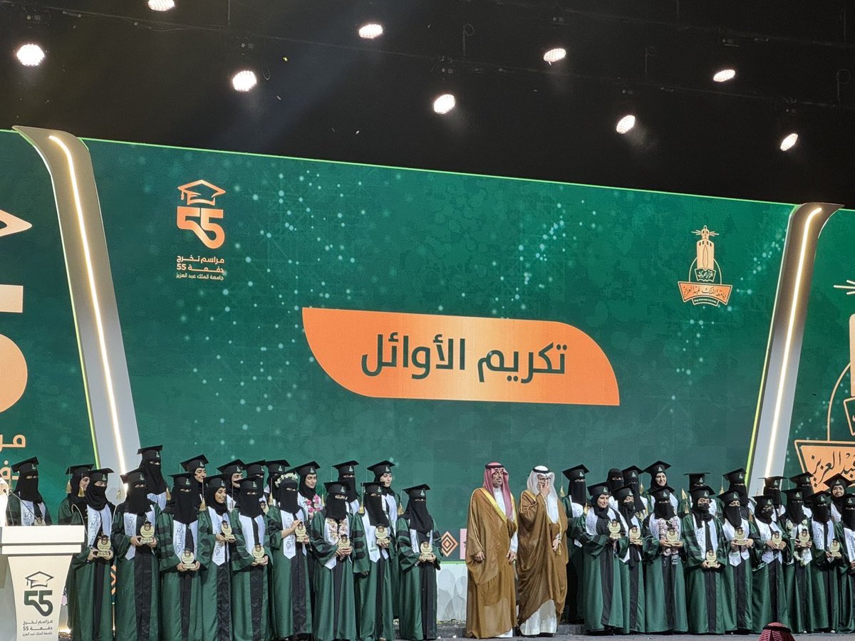 سارا tweet media