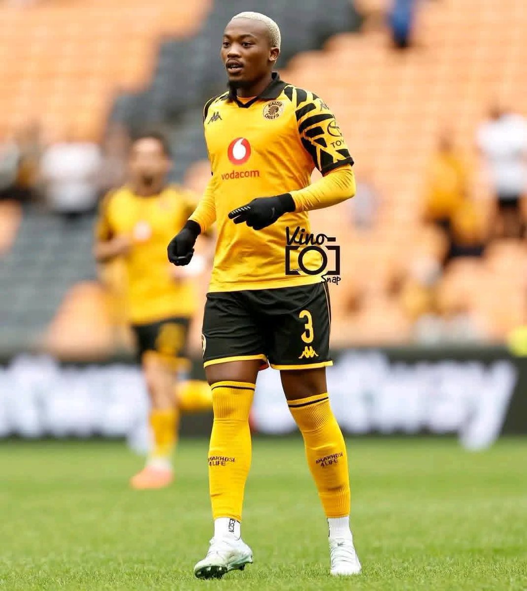 Siya from Gqebs tweet media