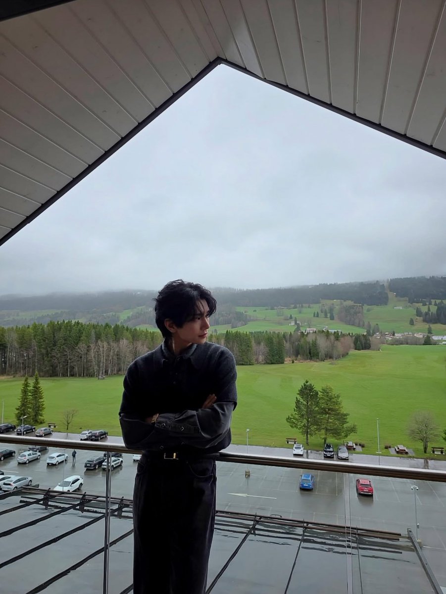 I love you (and the view) Joshua Hong