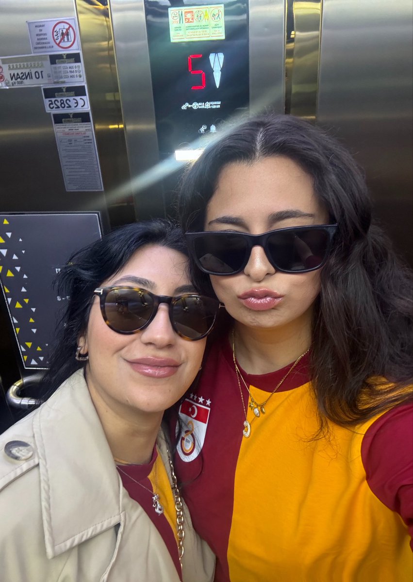 Evrenin en güzel günlerinden ✨