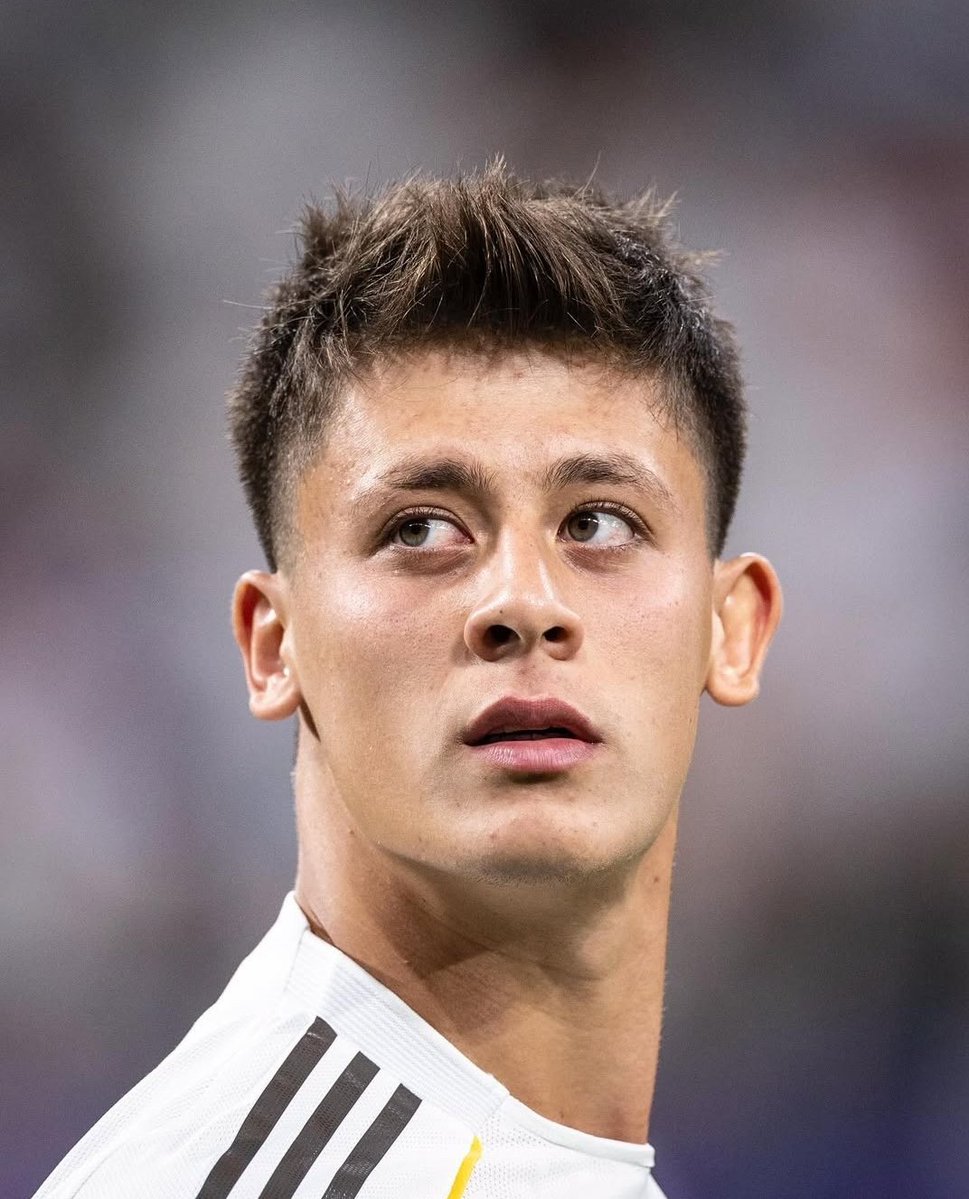 Insider Real tweet media