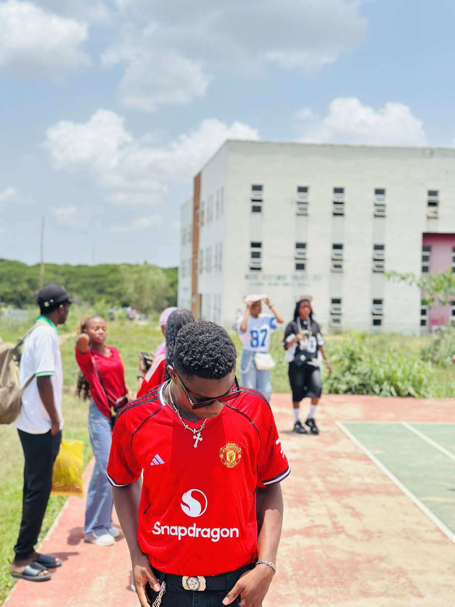 Dahn✌️ tweet media