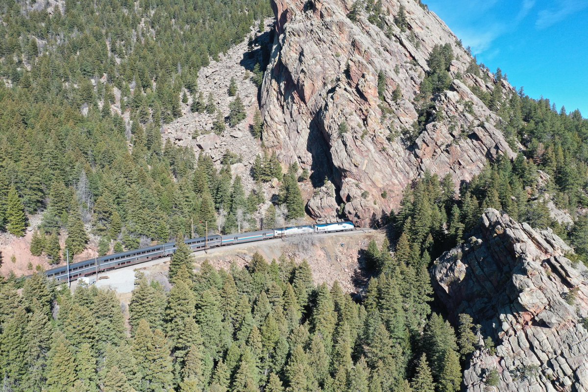 PhdWilkins80671's tweet image. Amtrak #5 Heading Toward Tunnel 6, 3/19/26
#HighSpeedRail